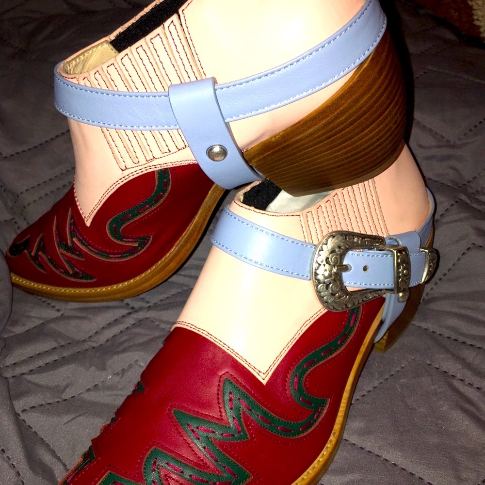 🌺Tommy Hilfiger Cowboy mules.🌺HOST PICK🌸